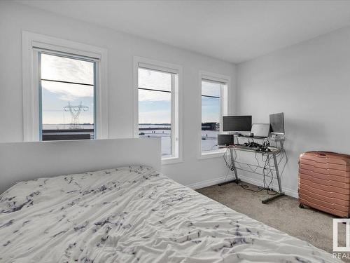 8888 Carson Way, Edmonton, AB - Indoor Photo Showing Bedroom