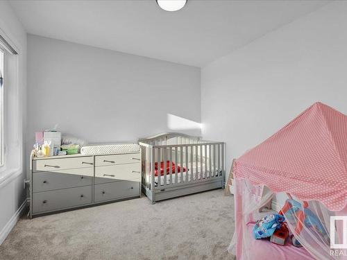 8888 Carson Way, Edmonton, AB - Indoor Photo Showing Bedroom