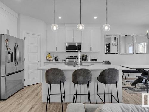 8888 Carson Way, Edmonton, AB - Indoor Photo Showing Kitchen With Upgraded Kitchen