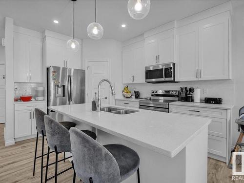 8888 Carson Way, Edmonton, AB - Indoor Photo Showing Kitchen With Double Sink With Upgraded Kitchen