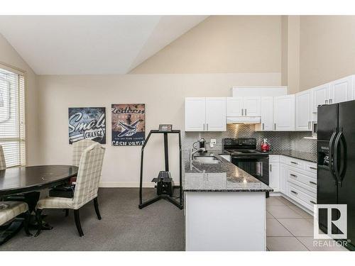 10219 111 Street, Edmonton, AB - Indoor Photo Showing Kitchen