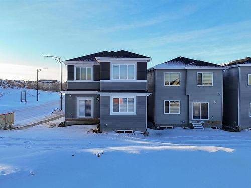 3203 Magpie Link Nw, Edmonton, AB - Outdoor