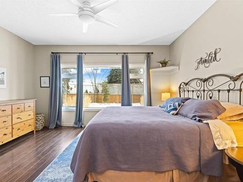 5819 110 Street, Edmonton, AB - Indoor Photo Showing Bedroom