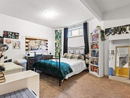 5819 110 Street, Edmonton, AB - Indoor Photo Showing Bedroom