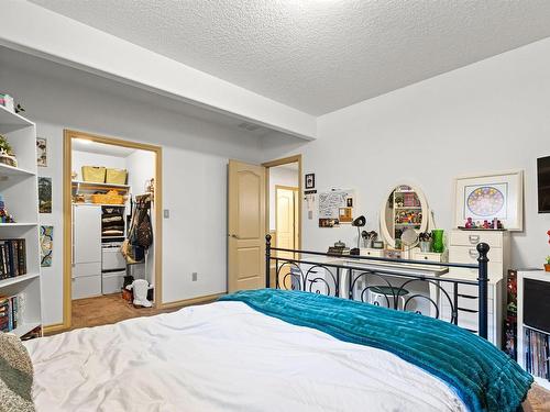 5819 110 Street, Edmonton, AB - Indoor Photo Showing Bedroom