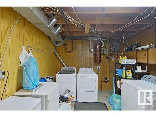 9422 132 Avenue, Edmonton, AB - Indoor Photo Showing Laundry Room