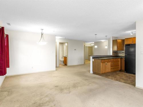 342 16035 132 Street, Edmonton, AB - Indoor Photo Showing Kitchen