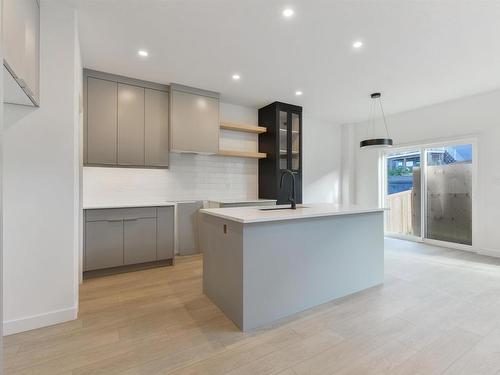 1164 Gyrfalcon Crescent, Edmonton, AB - Indoor Photo Showing Kitchen With Upgraded Kitchen