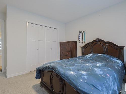 15824 30 Avenue Sw, Edmonton, AB - Indoor Photo Showing Bedroom