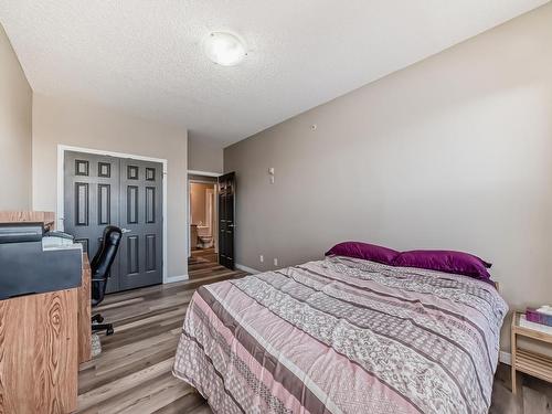 409 6315 135 Avenue, Edmonton, AB - Indoor Photo Showing Bedroom