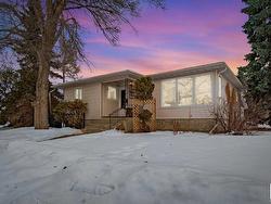 11105 69 Street  Edmonton, AB T5B 1R3