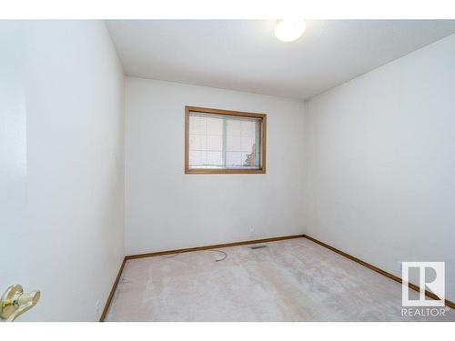 15711 67 Street, Edmonton, AB - Indoor Photo Showing Other Room