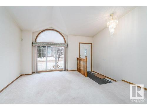 15711 67 Street, Edmonton, AB - Indoor Photo Showing Other Room