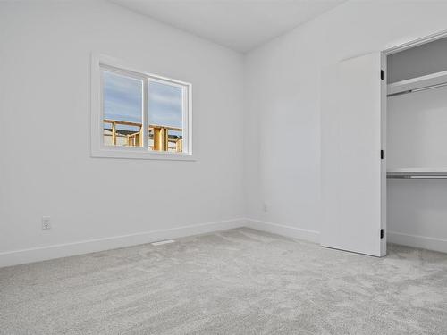 4743 Alwood Bend Bend, Edmonton, AB - Indoor Photo Showing Other Room