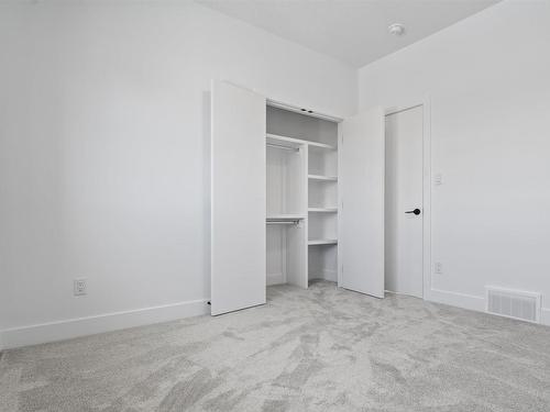 4743 Alwood Bend Bend, Edmonton, AB - Indoor Photo Showing Other Room