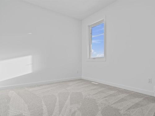 22526 98A Avenue, Edmonton, AB - Indoor Photo Showing Other Room