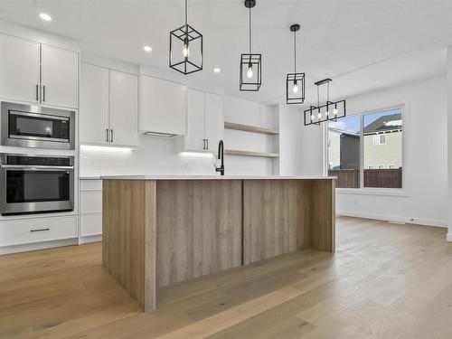 22526 98A Avenue, Edmonton, AB - Indoor Photo Showing Kitchen With Upgraded Kitchen