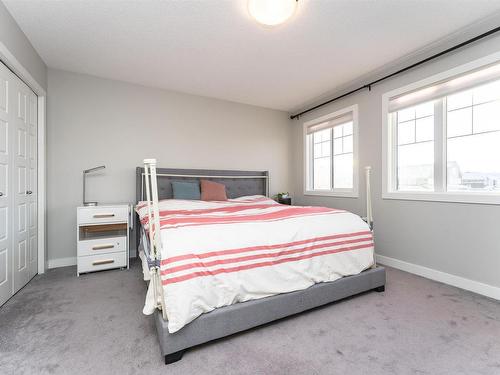 16712 15 Avenue, Edmonton, AB - Indoor Photo Showing Bedroom