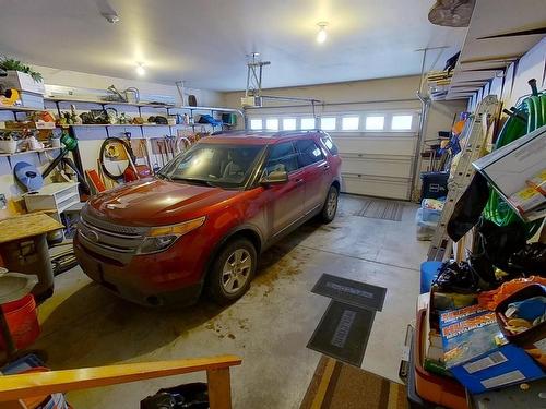 18 920 119 Street, Edmonton, AB - Indoor Photo Showing Garage