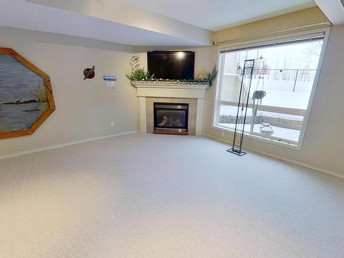 18 920 119 Street, Edmonton, AB - Indoor With Fireplace