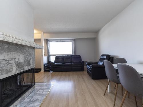 92 2703 79 Street, Edmonton, AB - Indoor