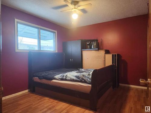 12936 126 Street, Edmonton, AB - Indoor Photo Showing Bedroom