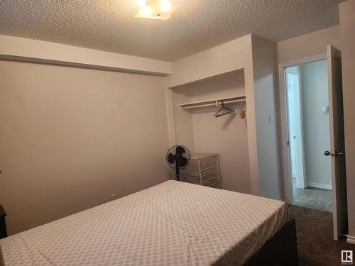 6A 13220 Fort Road, Edmonton, AB - Indoor Photo Showing Bedroom