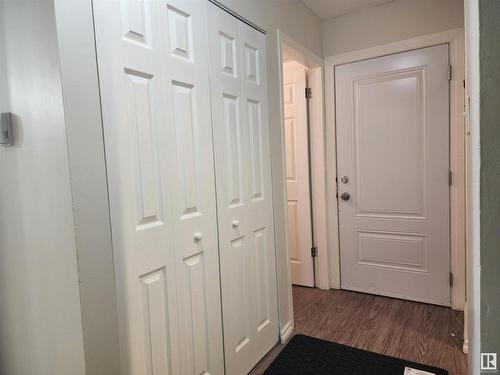 6A 13220 Fort Road, Edmonton, AB - Indoor Photo Showing Other Room