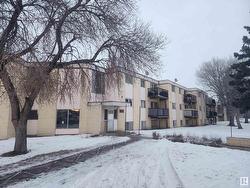 6A 13220 FORT Road  Edmonton, AB T5A 1C2