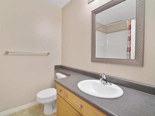 41 130 Hyndman Crescent, Edmonton, AB - Indoor Photo Showing Bathroom