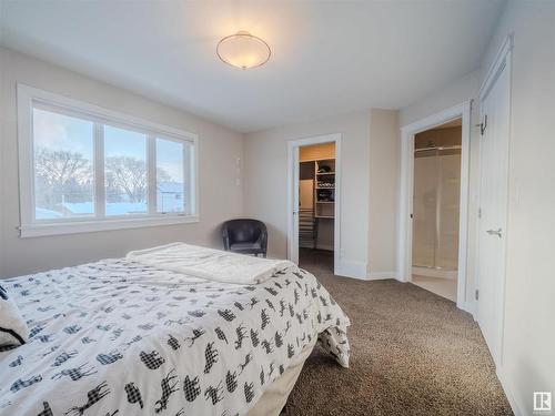 4403 115 Avenue, Edmonton, AB - Indoor Photo Showing Bedroom