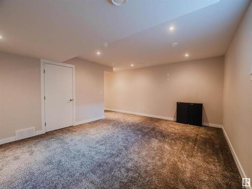 4403 115 Avenue, Edmonton, AB - Indoor Photo Showing Other Room