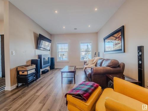 4403 115 Avenue, Edmonton, AB - Indoor Photo Showing Living Room