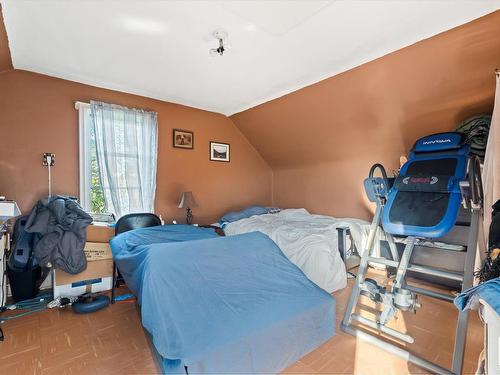 25021 17 Street, Edmonton, AB - Indoor Photo Showing Bedroom