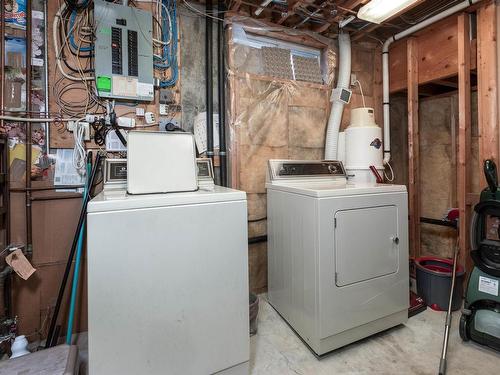 14139 30 Street, Edmonton, AB - Indoor Photo Showing Laundry Room