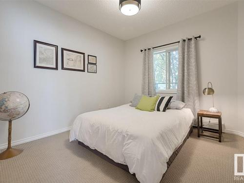 104 10719 80 Avenue Nw, Edmonton, AB - Indoor Photo Showing Bedroom