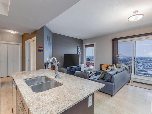 2203 10226 104 Street, Edmonton, AB - Indoor