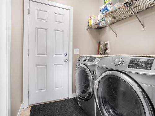 2038 33B Street Nw, Edmonton, AB - Indoor Photo Showing Laundry Room