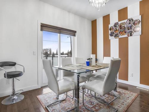 2038 33B Street Nw, Edmonton, AB - Indoor Photo Showing Dining Room