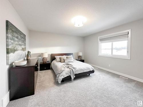 6516 Elston Loop, Edmonton, AB - Indoor Photo Showing Bedroom