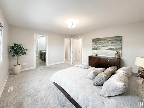 6516 Elston Loop, Edmonton, AB - Indoor Photo Showing Bedroom