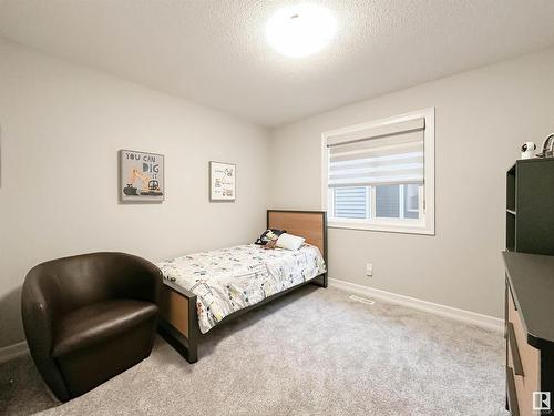 6516 Elston Loop, Edmonton, AB - Indoor Photo Showing Bedroom