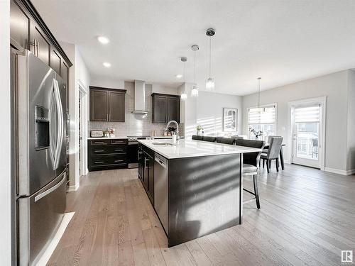 6516 Elston Loop, Edmonton, AB - Indoor Photo Showing Kitchen With Upgraded Kitchen