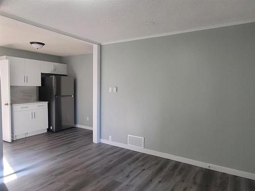 11406 82 Street, Edmonton, AB - Indoor Photo Showing Kitchen