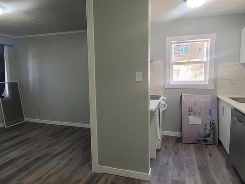 11406 82 Street, Edmonton, AB - Indoor