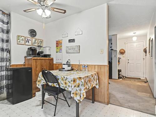 9807 164 Street Nw, Edmonton, AB - Indoor Photo Showing Dining Room