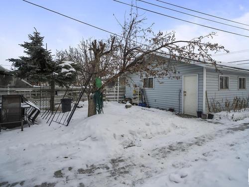 9807 164 Street Nw, Edmonton, AB - Outdoor