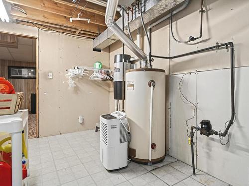 9807 164 Street Nw, Edmonton, AB - Indoor Photo Showing Basement