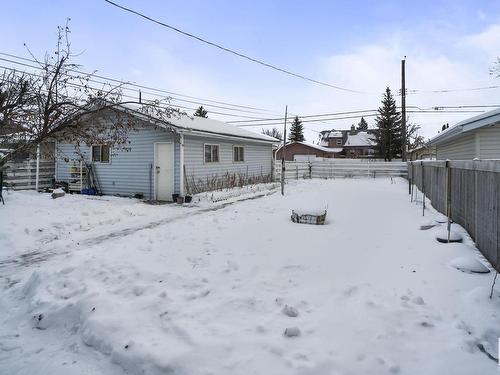 9807 164 Street Nw, Edmonton, AB - Outdoor