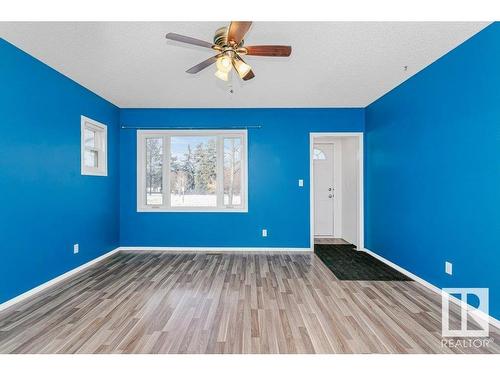 7641 112S Avenue, Edmonton, AB - Indoor Photo Showing Other Room